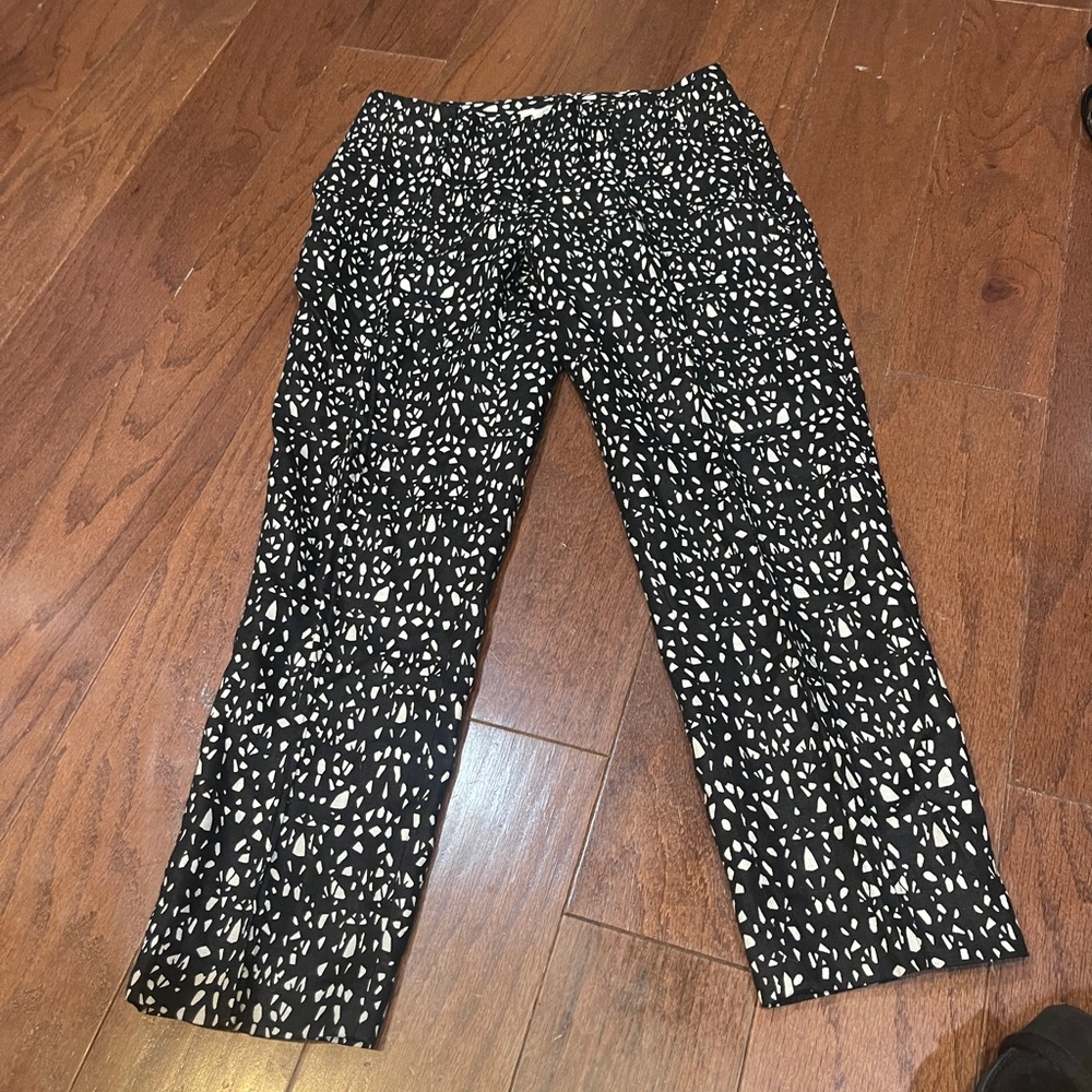 Ann Taylor Loft Black White Print Crop Capri Ankle Pants Size 2